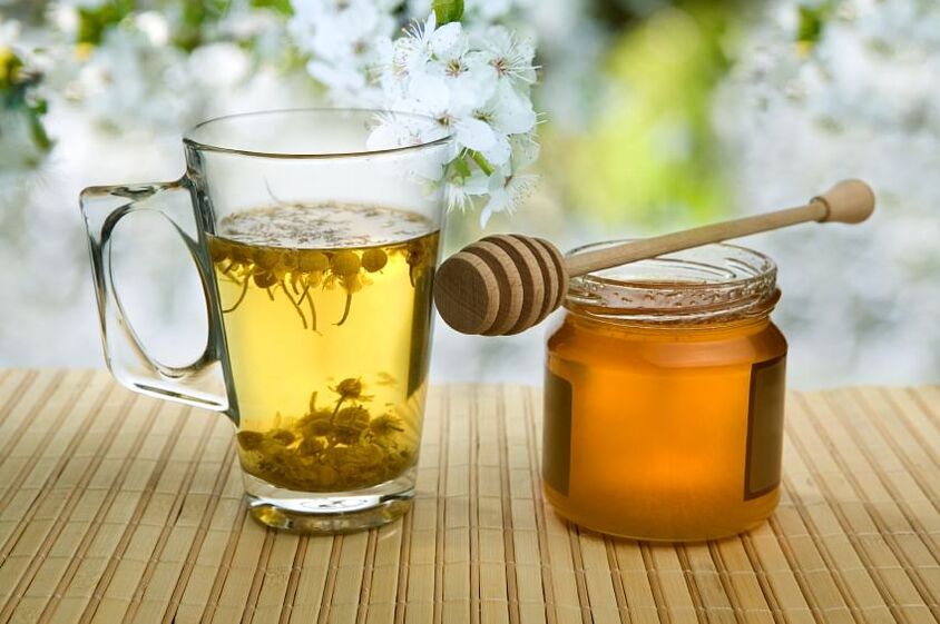 բուսական թեյ մեղրով մակաբույծների համար